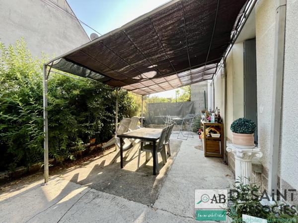 COULOMMIERS, MAISON AVEC 3 CHAMBRES, BUREAU. JARDIN ET TERRASSE Coulommiers (77120)