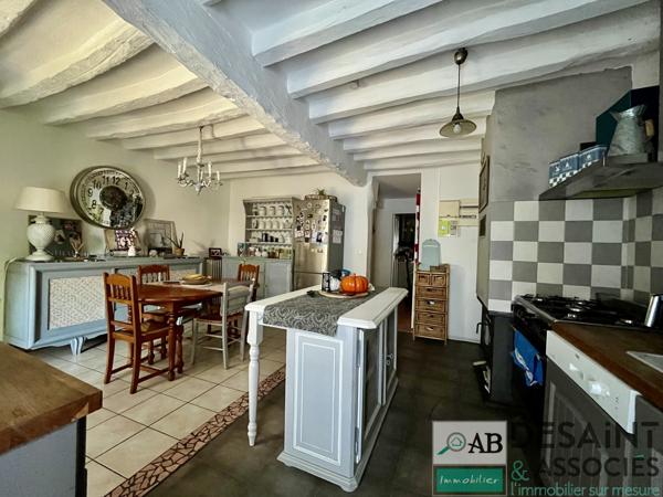 COULOMMIERS, MAISON AVEC 3 CHAMBRES, BUREAU. JARDIN ET TERRASSE Coulommiers (77120)
