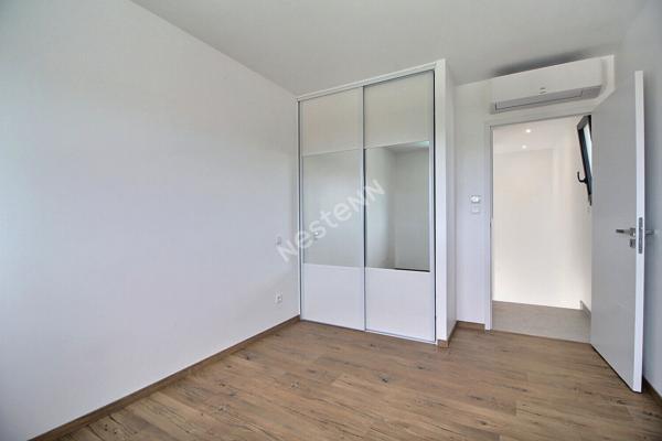 Maison moderne de grand standing de type 5 avec piscine et sous-sol complet