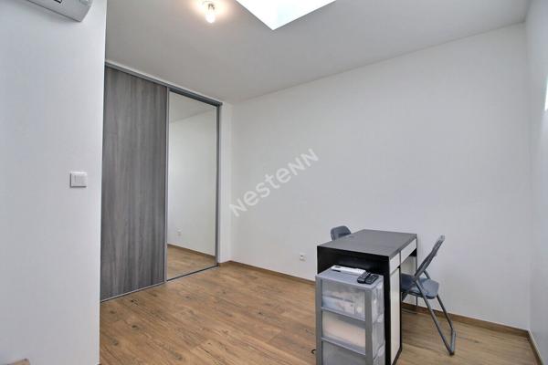 Maison moderne de grand standing de type 5 avec piscine et sous-sol complet