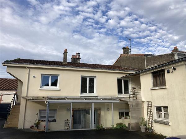 MAISON DIVISÉE EN 3 LOGEMENTS - BONNE RENTABILITÉ , La roche sur yon MAISON DIVISÉE EN 3 LOGEMENTS - BONNE RENTABILITÉ , La roche sur yon