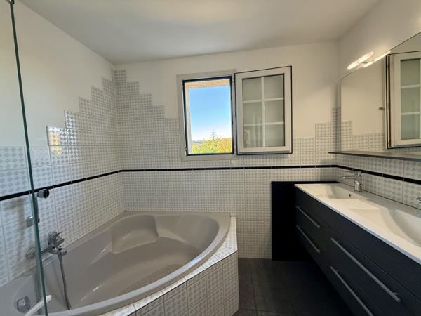 La Ricamarie (42150) MAISON 105m2 SUR SOUS SOL