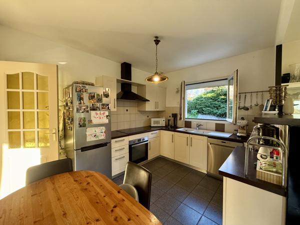 La Ricamarie (42150) MAISON 105m2 SUR SOUS SOL