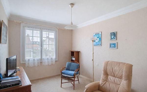 Maison à vendre    5 pièces •  Rezé