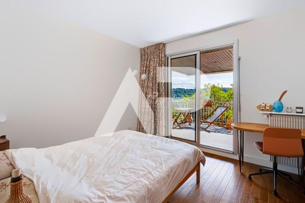 SEVRES BRANCAS - APPARTEMENT DE STANDING 790 000 € **  - Référence  714-S