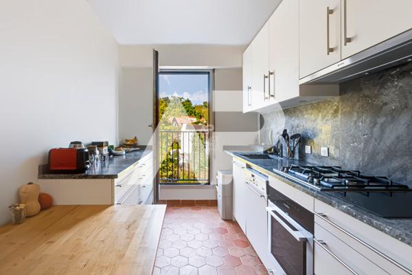 SEVRES BRANCAS - APPARTEMENT DE STANDING 790 000 € **  - Référence  714-S