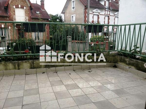 Location Appartement 3 pièces 59.3 m² - 17 RUE CH. DE BEAUVAIS Limay 78520