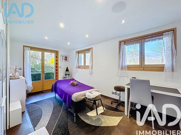 Maison à vendre 8 pièces 230 m² Thoiry