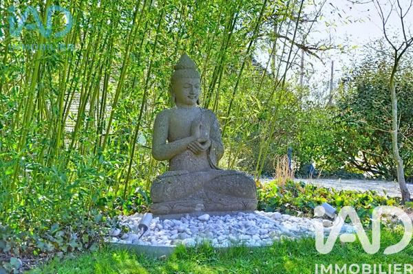 Maison à vendre 8 pièces 230 m² Thoiry