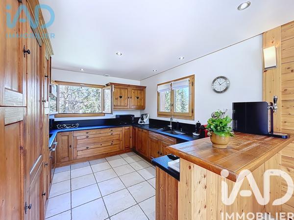 Maison à vendre 8 pièces 230 m² Thoiry