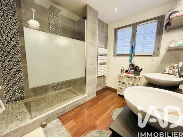 Maison à vendre 7 pièces 235 m² Lillebonne