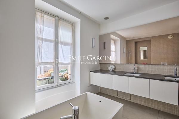A louer - Maison - Paris 14ème - 280 m2 - climatisation
