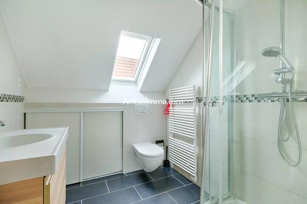 Location                                                      Maison
                        
                     4 pièces                      96 m2                     à Sucy-en-Brie