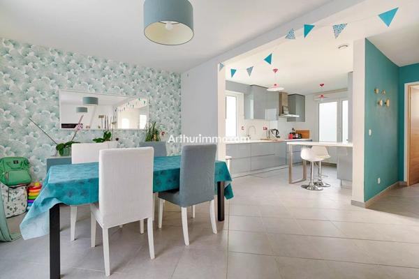 Location                                                      Maison
                        
                     4 pièces                      96 m2                     à Sucy-en-Brie