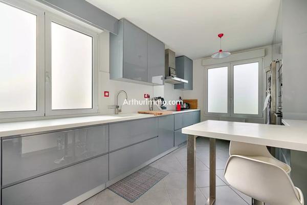 Location                                                      Maison
                        
                     4 pièces                      96 m2                     à Sucy-en-Brie