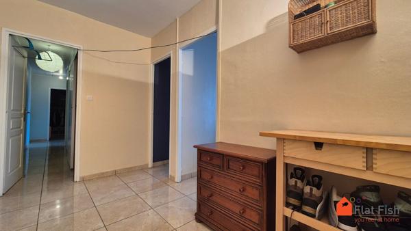 Appartement T4 – 84 m² avec balcon, vue dégagée