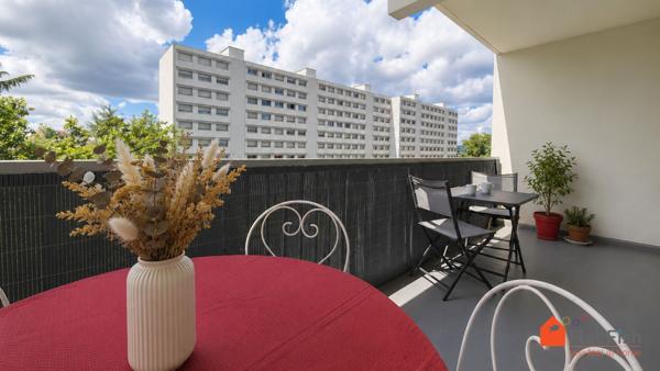 Appartement T4 – 84 m² avec balcon, vue dégagée