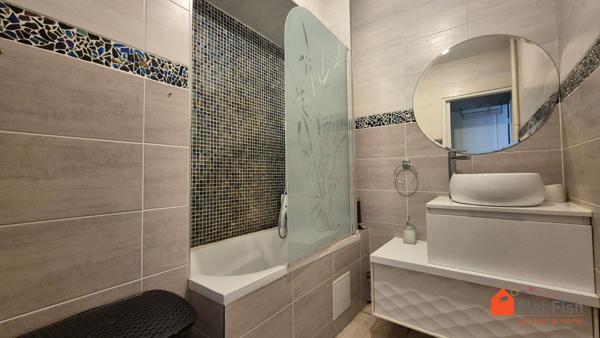 Appartement T4 – 84 m² avec balcon, vue dégagée