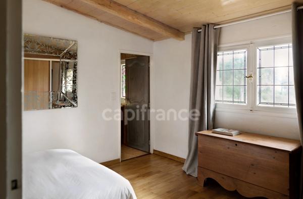 Propriete à vendre 6 pièces GOURDON (06), vue mer, jardin de 6000 m², garage...