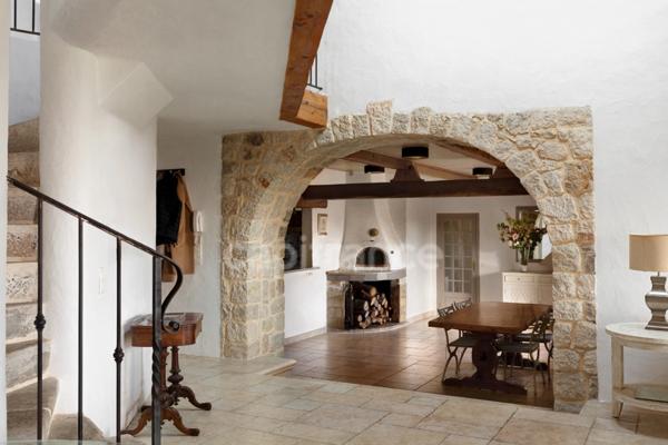 Propriete à vendre 6 pièces GOURDON (06), vue mer, jardin de 6000 m², garage...