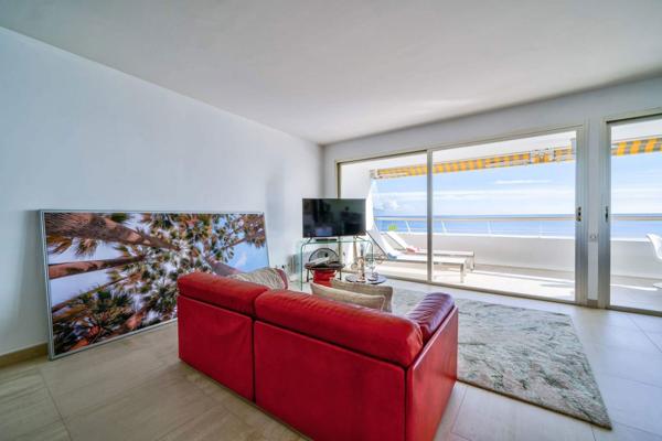 Baie des Anges - APPARTEMENT (55 m²) + TERRASSE + VUE