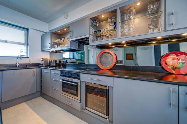 Baie des Anges - APPARTEMENT (55 m²) + TERRASSE + VUE