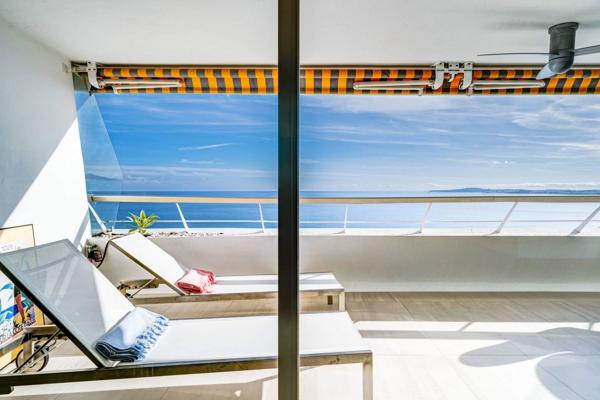 Baie des Anges - APPARTEMENT (55 m²) + TERRASSE + VUE