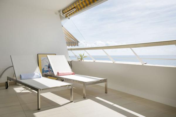 Baie des Anges - APPARTEMENT (55 m²) + TERRASSE + VUE