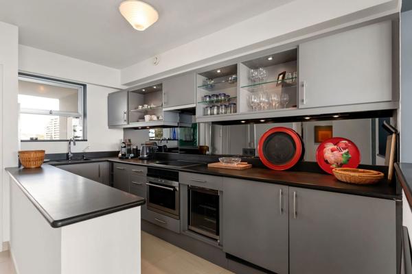 Baie des Anges - APPARTEMENT (55 m²) + TERRASSE + VUE