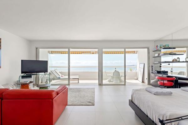 Baie des Anges - APPARTEMENT (55 m²) + TERRASSE + VUE