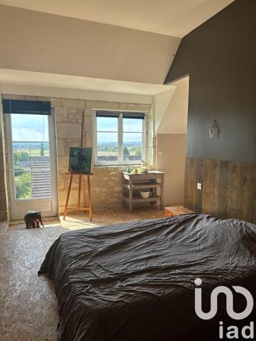 Maison traditionnelle 8 pièces de 180 m² à Thuré (86540)