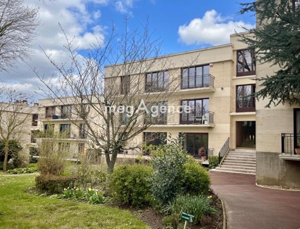 Appartement à SAINT-NOM-LA-BRETECHE, 78860 - 9 pièces 204m²