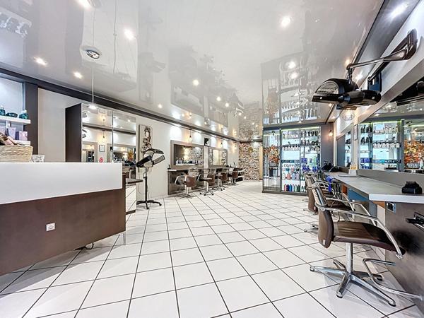 Mur d'un Local commercial à vendre à Annecy 60,66 m²