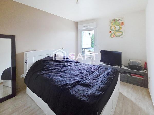 Appartement 2 pièces de 2010 avec place de stationnement