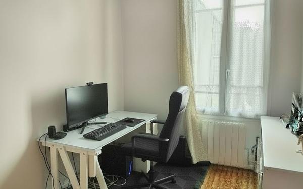 Appartement à vendre    3 pièces • 49,12 m2 Les Lilas