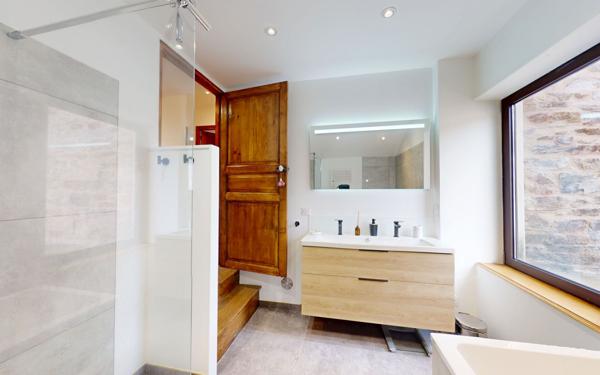 Maison à vendre    4 pièces • 146 m2 Druelle