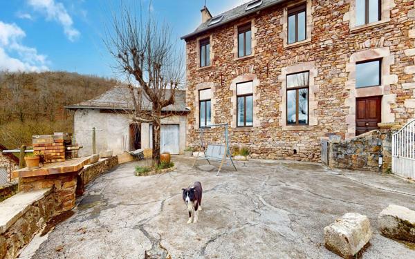 Maison à vendre    4 pièces • 146 m2 Druelle