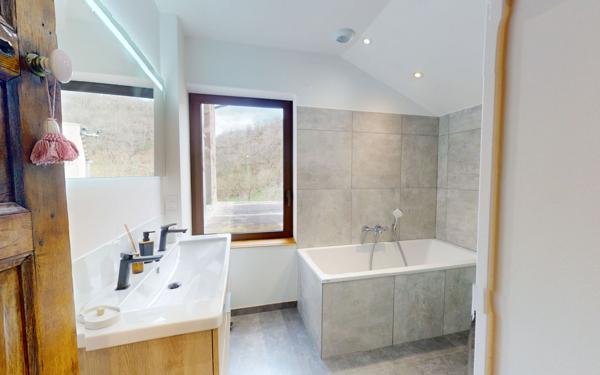 Maison à vendre    4 pièces • 146 m2 Druelle