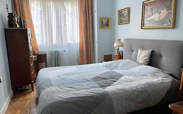 Appartement à vendre    4 pièces • 86 m2 Paris 16