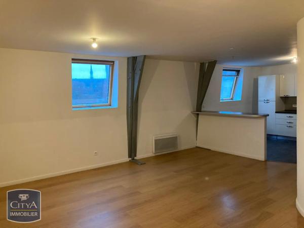Appartement à louer 3 pièces 73.98m² Armentières (59280)
