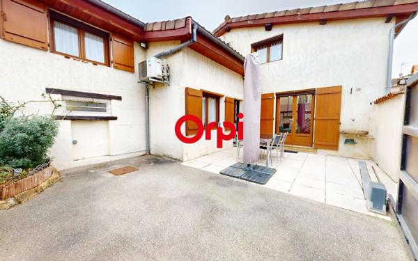 Maison à vendre    4 pièces • 150 m2 Vaulx-en-Velin