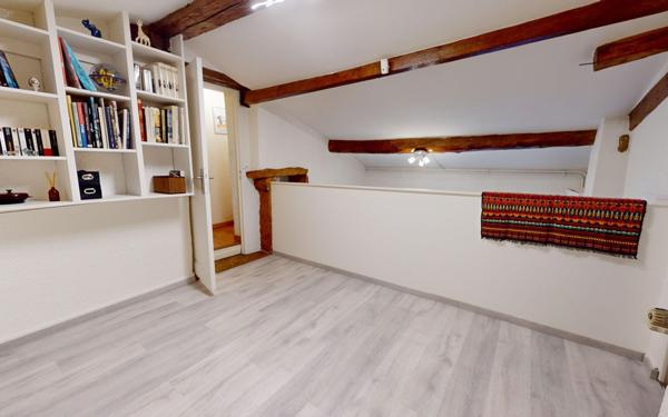 Maison à vendre    4 pièces • 150 m2 Vaulx-en-Velin