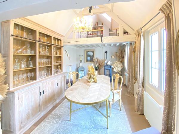 Superbe propriété, au calme, clos de murs