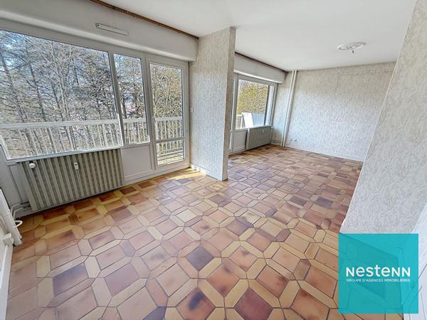 PORTAIL ROUGE ? T5 LUMINEUX AVEC BALCON + GARAGE | OPPORTUNITÉ MARCHÉ À FORT POTENTIEL