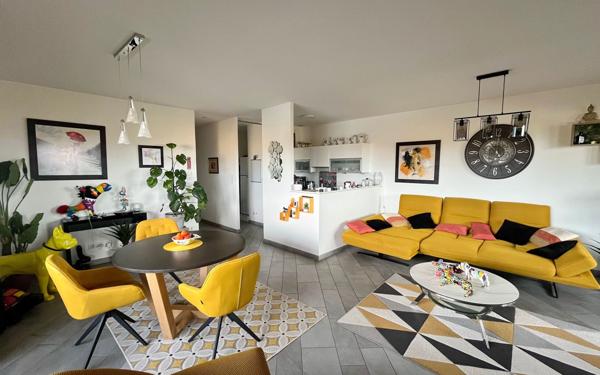 Appartement à vendre    3 pièces • 119,76 m2 Agde