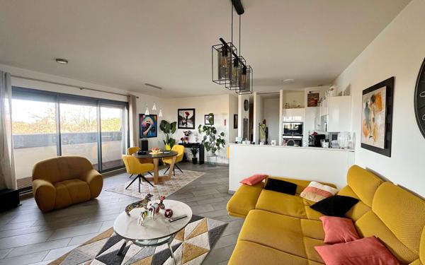 Appartement à vendre    3 pièces • 119,76 m2 Agde