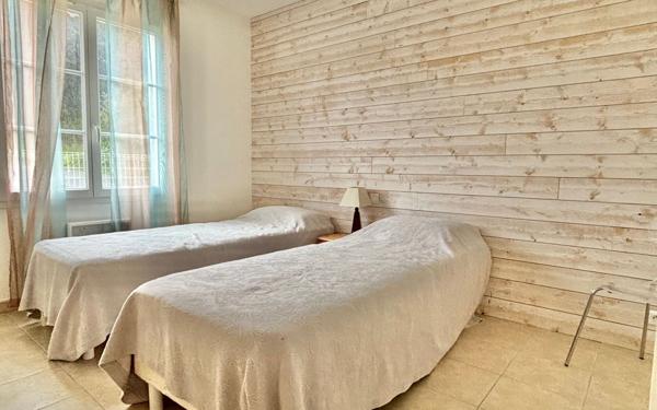 Maison à vendre    4 pièces •  Saint-Georges-d'Oléron