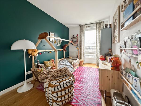 Appartement Montreuil 4 pièce(s) 76 m2 avec balcon, parking et cave