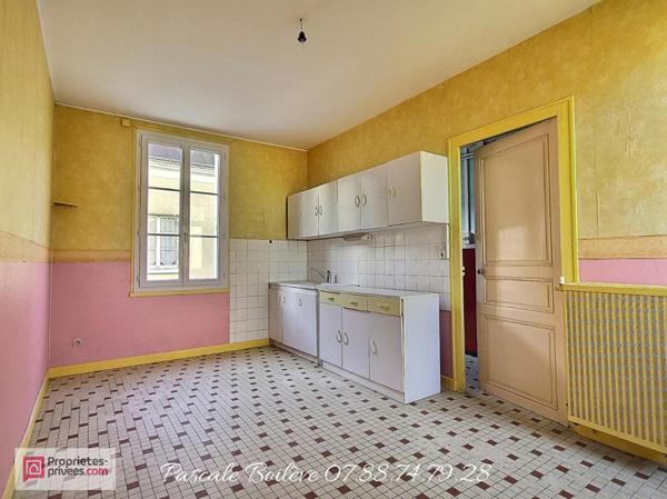 Ensemble immobilier de 3 habitations à rénover - 224 m² - VERNOIL LE FOURRIER (49390)