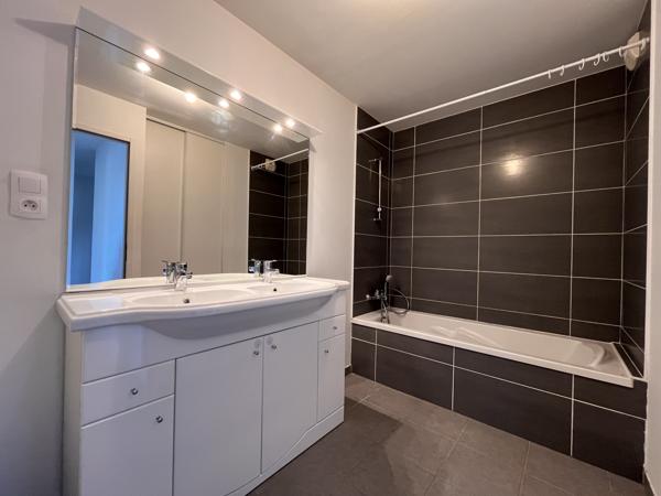 Appartement 4 pièce(s) 3 chambre(s) 84.4 m²